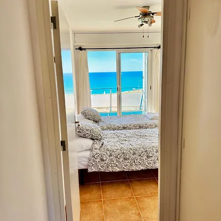 Apartamento - Primera Linea De Playa - Increibles Vistas Al Mar