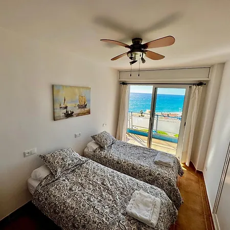 - Primera Linea De Playa - Increibles Vistas Al Mar Apartament *