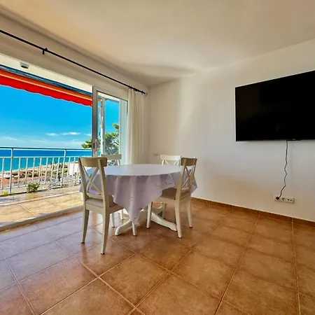 Apartment - Primera Linea De Playa - Increibles Vistas Al Mar Canet De Mar