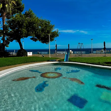 Apartment - Primera Linea De Playa - Increibles Vistas Al Mar Canet De Mar